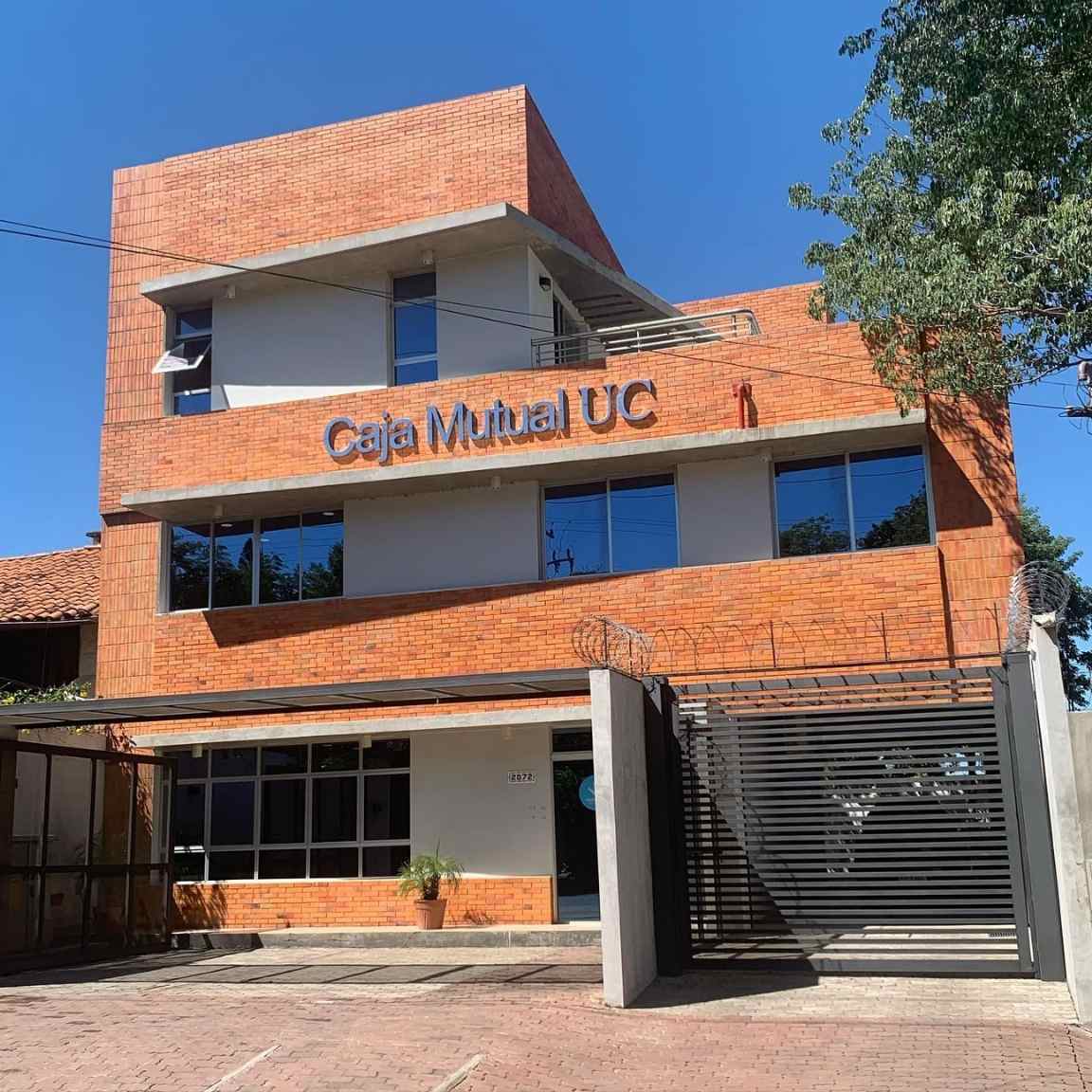 Sede institucional de Caja Mutual UC